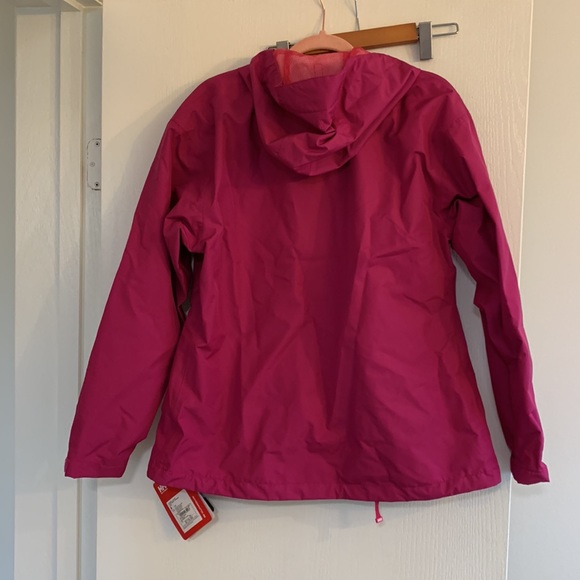 Brand new Helly Hansen rain jacket with tags - Picture 5 of 5